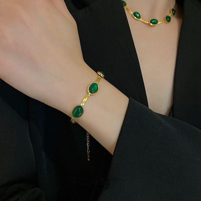 Green Crystal Necklace & Bracelet Set