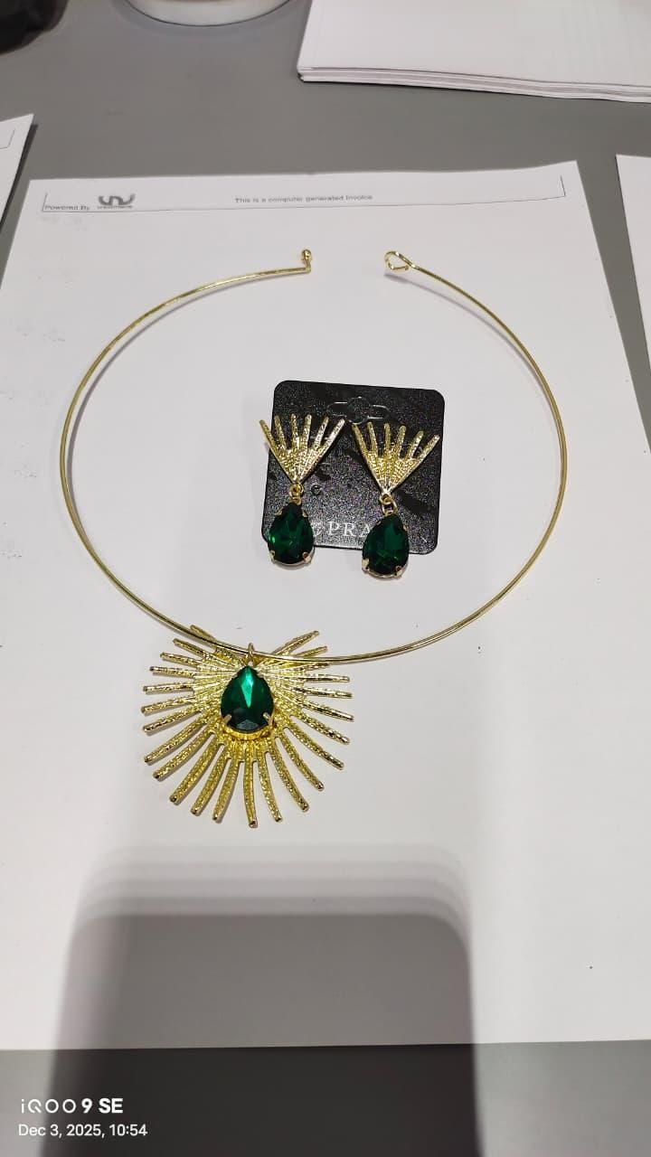 Set of Necklace and Earring